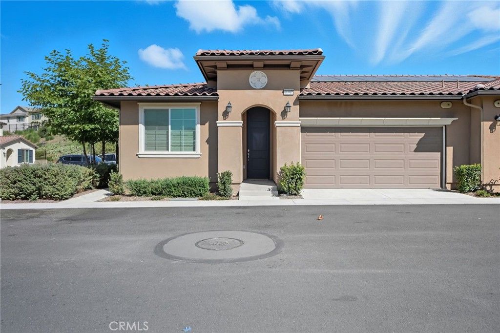 Photo of 11702 Glenridge Drive, Corona, CA 92883 (MLS # OC25225069)