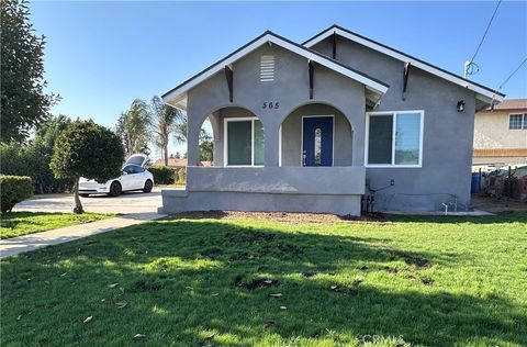 Photo of 565 E 12th Street, Pomona, CA 91766 (MLS # WS25230338) Photo of 565 E 12th Street, Pomona, CA 91766 (MLS # WS25230338)