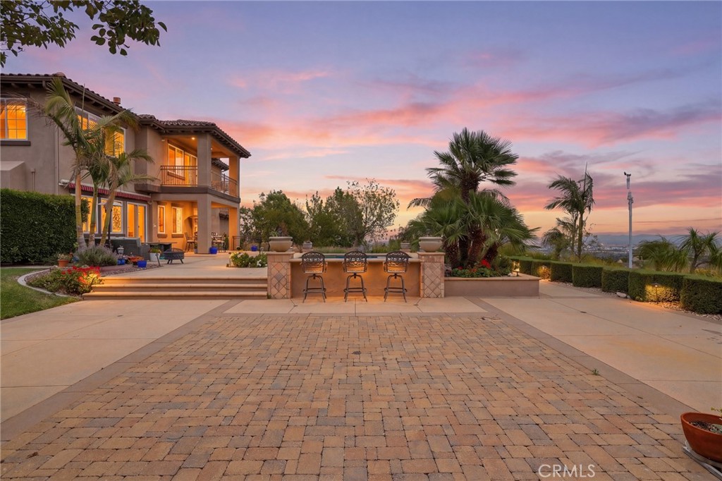 5098 Rodeo Road