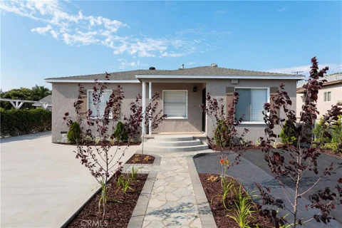 MLS: OC26193172