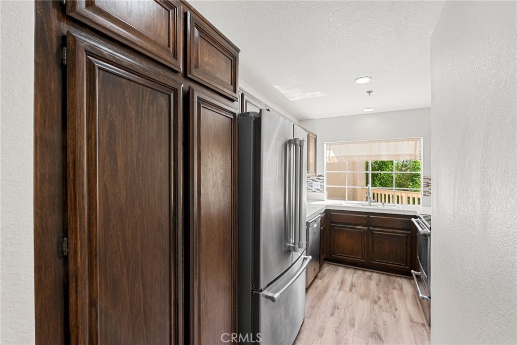 Oak Park (867) - Residential Lease