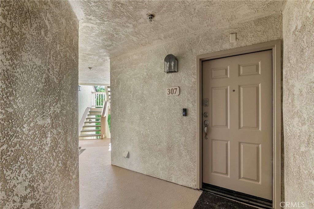 Oak Park (867) - Residential Lease