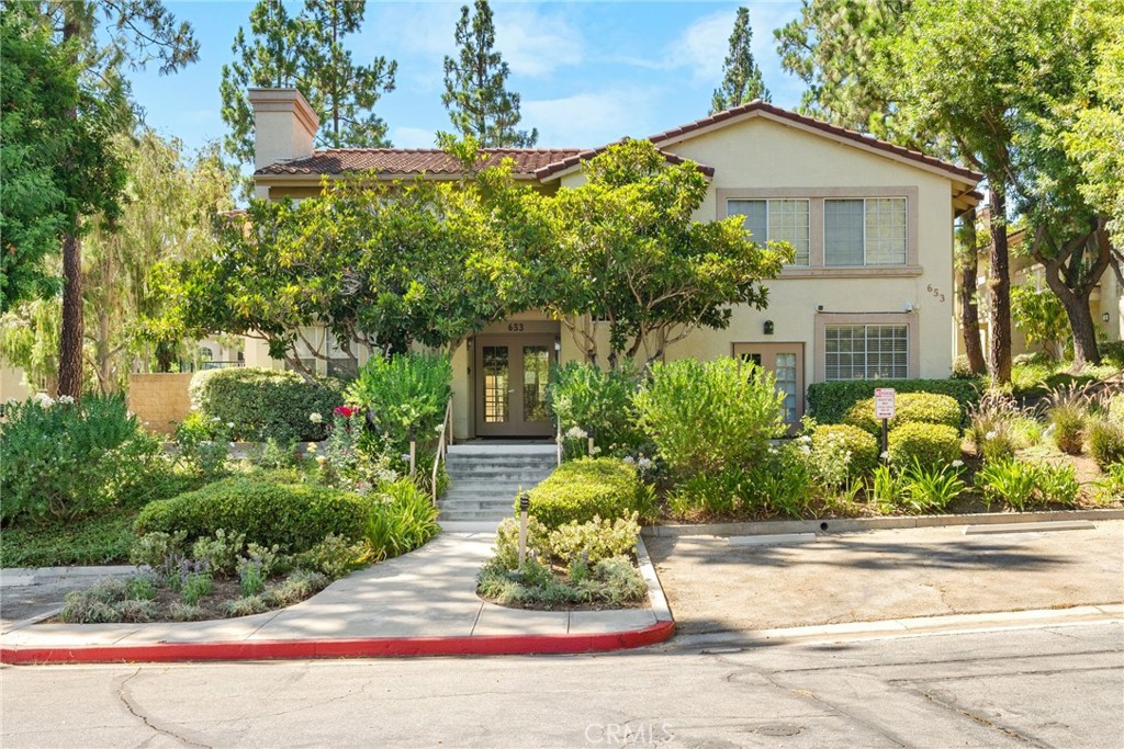 Oak Park (867) - Residential Lease