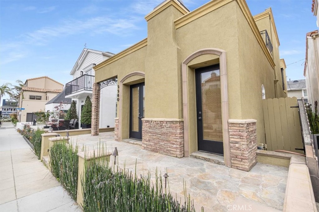 5580 E Saint Irmo Walk