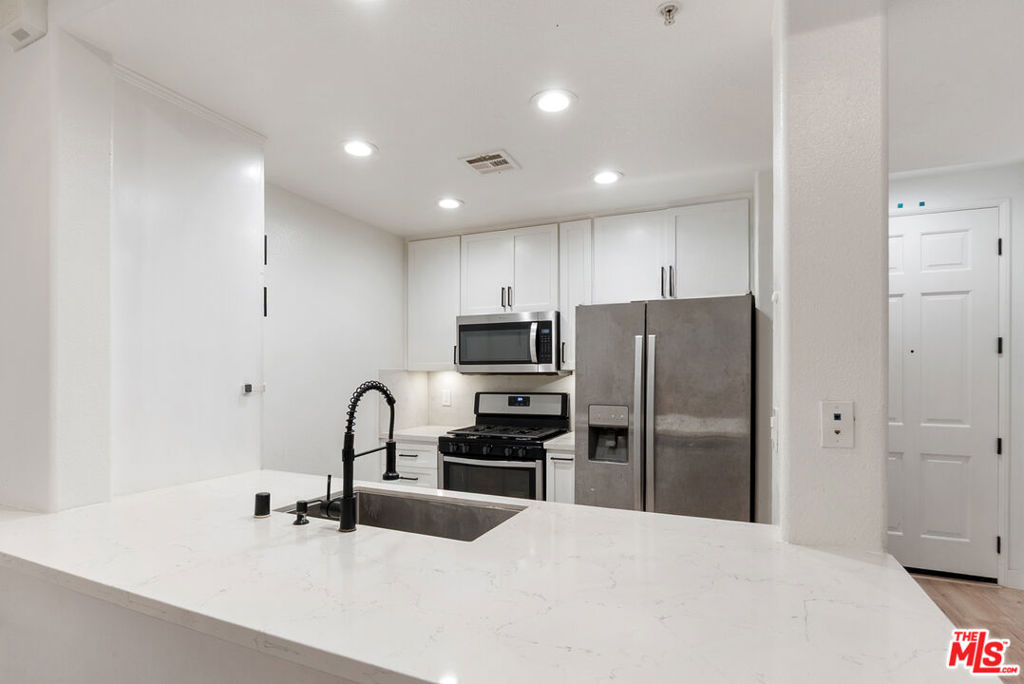 12963 Runway Road 317