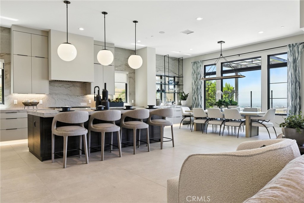 437 Promontory