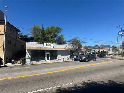 Photo of 2627 Hyperion, Los Angeles, CA 90027 (MLS # GD26067371)