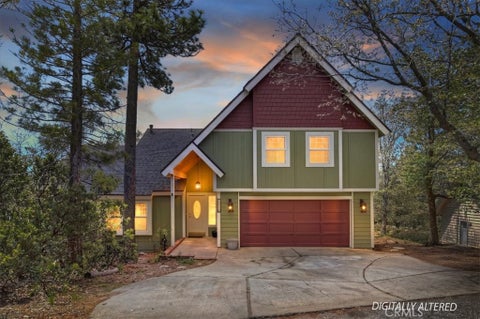 Photo of 28669 Teton Lane, Lake Arrowhead, CA 92352 (MLS # IG26104260)