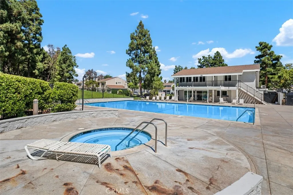 San Juan Capistrano, California 92675, United States, 2 Bedrooms Bedrooms, ,2 BathroomsBathrooms,Residential,Pending,207383