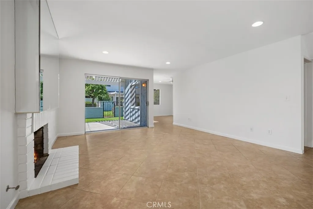 San Juan Capistrano, California 92675, United States, 2 Bedrooms Bedrooms, ,2 BathroomsBathrooms,Residential,Pending,207383