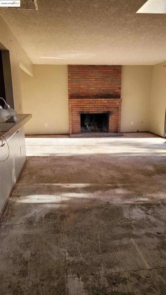 SOMERSET HIGHLAN - Residential