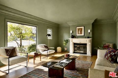 Photo of 1508 Winchester Avenue, Glendale, CA 91201 (MLS # 26832977)