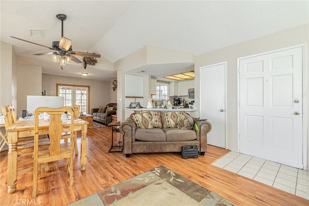 Properties 4 39534 167th E