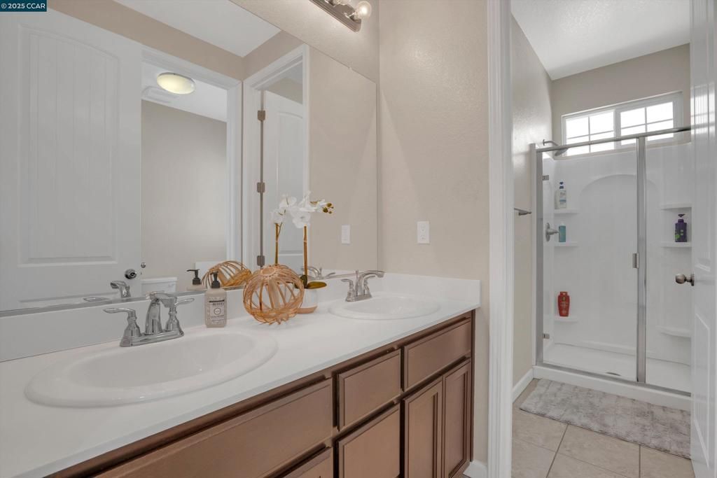 listing image 130724101647594541281