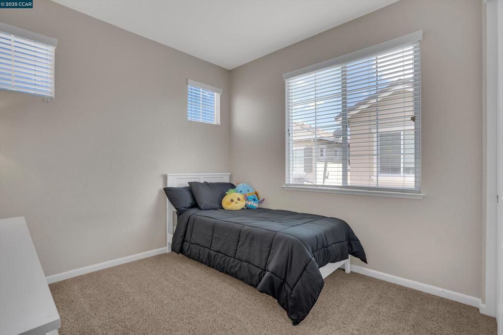listing image 130723110929947455319