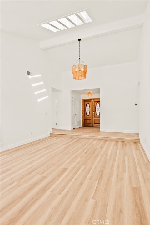 Tiny photo for 8971 Moorcroft Ave, West Hills, CA 91304 (MLS # SR26085525)