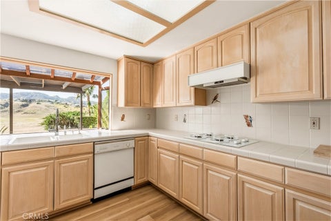 Tiny photo for 8971 Moorcroft Ave, West Hills, CA 91304 (MLS # SR26085525)