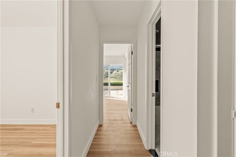 Tiny photo for 8971 Moorcroft Ave, West Hills, CA 91304 (MLS # SR26085525)