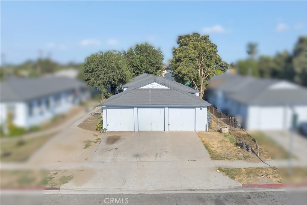 11952 Santa Fe Ave