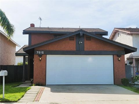 Photo of 7515 Laurelgrove Court, North Hollywood, CA 91605 (MLS # SR25264307)