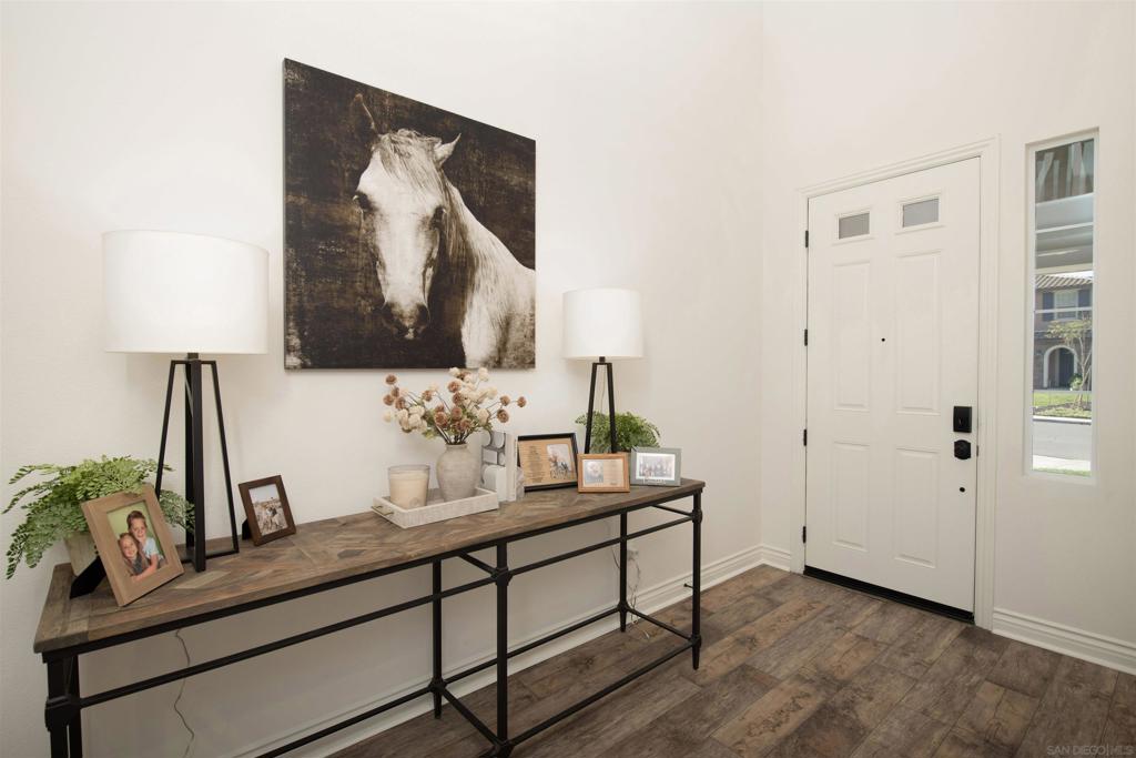 220 W Shetland Hills