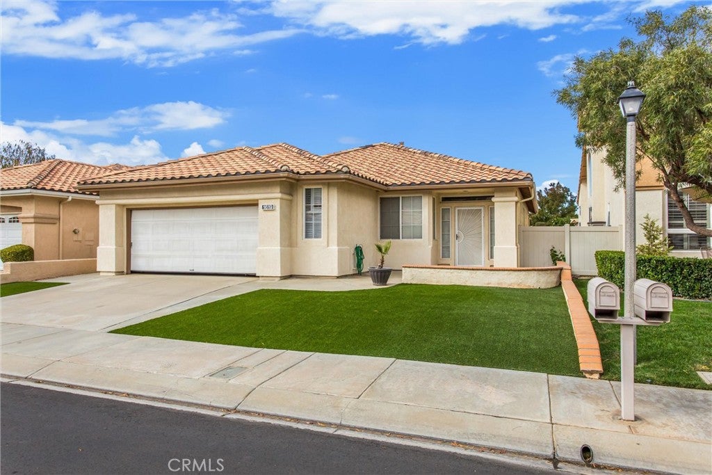 1619 Fairway Oaks Avenue