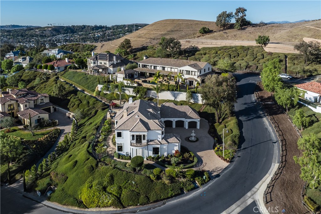 Hidden Mountain (HM) - Residential