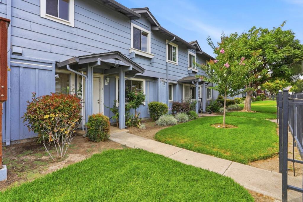 479 Carpentier Way