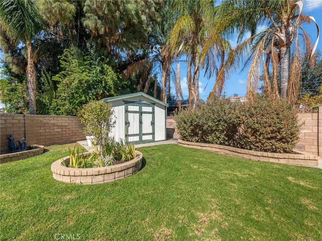 Emblem (EMBL) - Residential