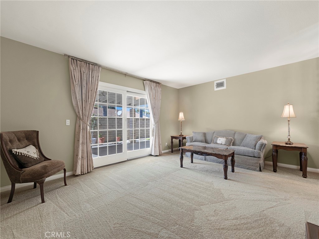 Emblem (EMBL) - Residential