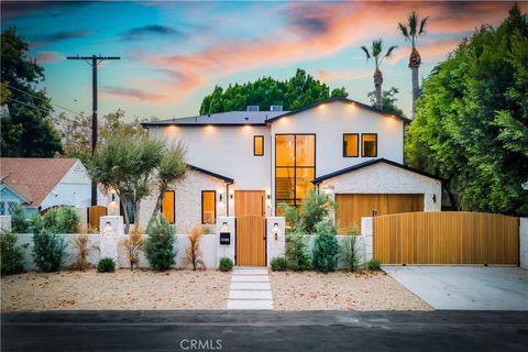 5149 Beeman Avenue Valley Village CA 91607