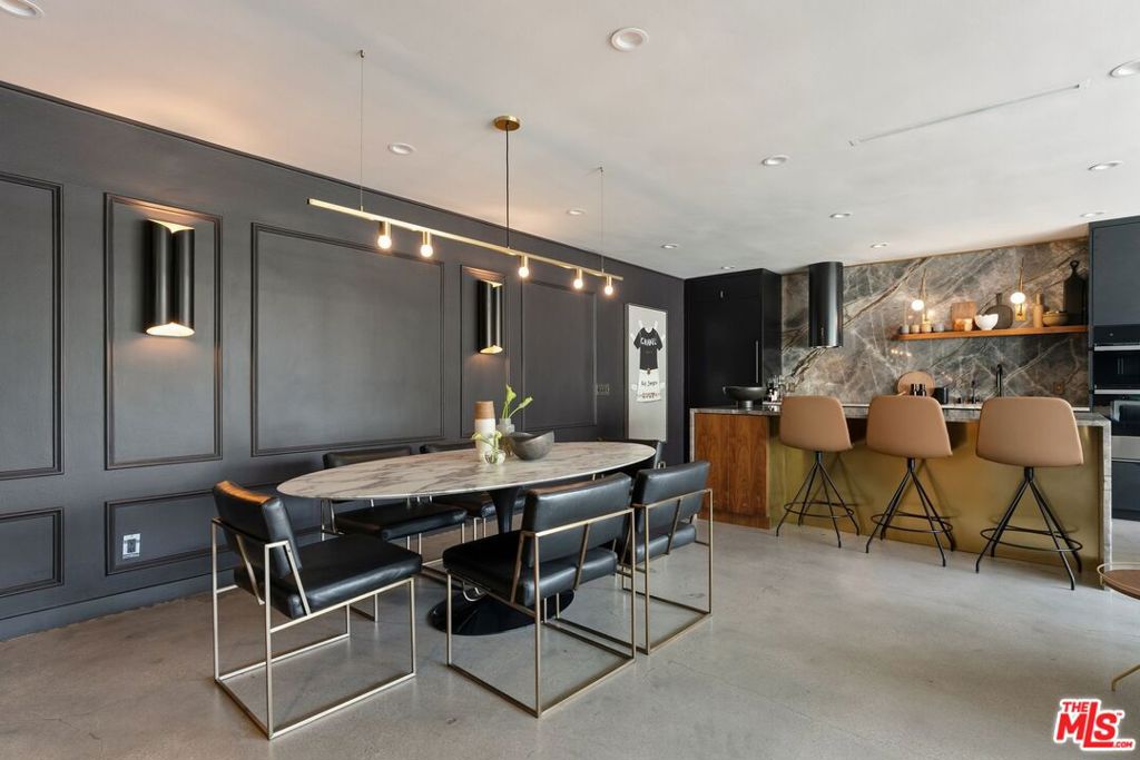 1400 N Sweetzer Avenue 301