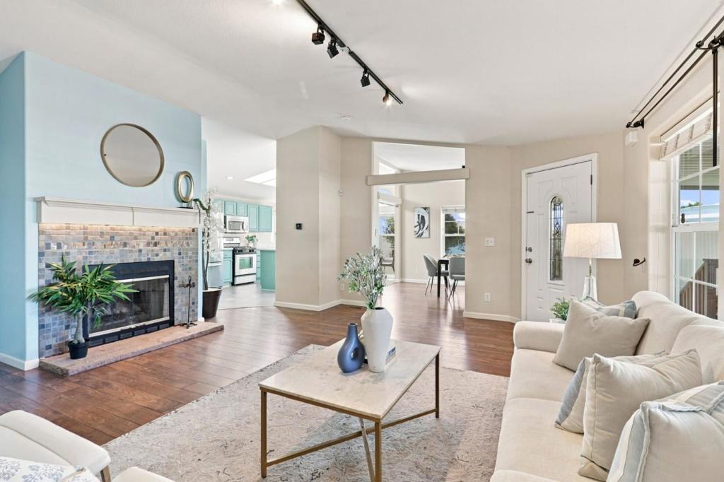 1220 Tasman Drive 59