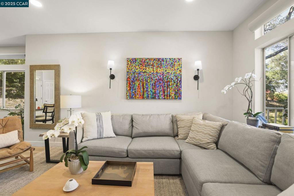 TURNBERRY - Residential