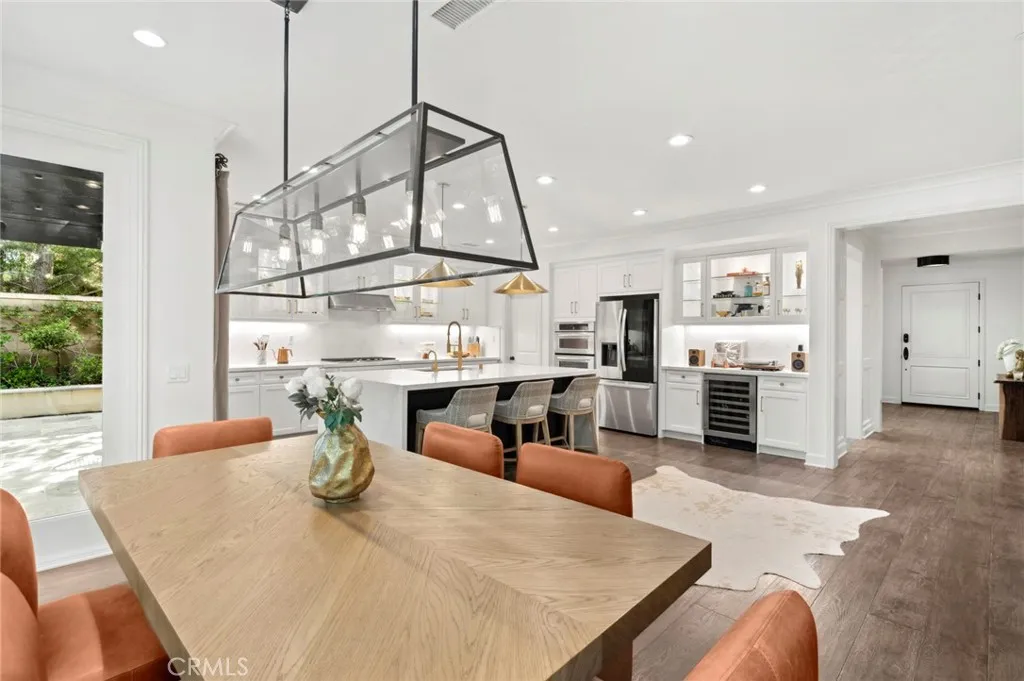 Irvine, California 92618, United States, 5 Bedrooms Bedrooms, ,4 BathroomsBathrooms,Residential,Active,152756