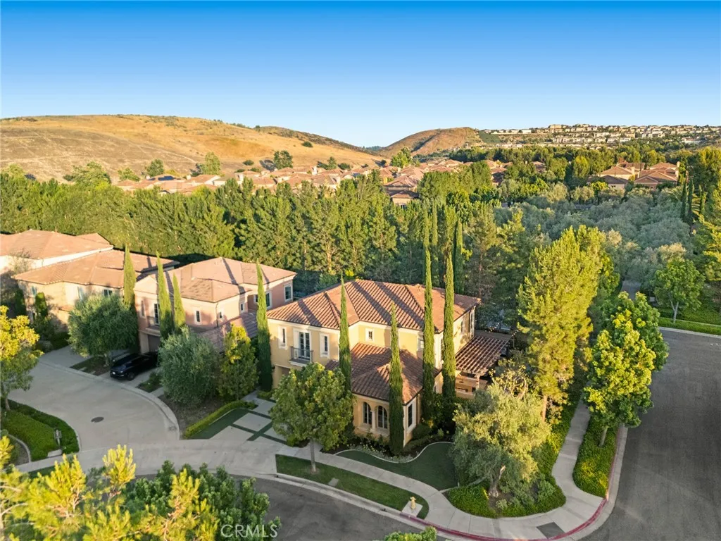 Irvine, California 92618, United States, 5 Bedrooms Bedrooms, ,4 BathroomsBathrooms,Residential,Active,152756