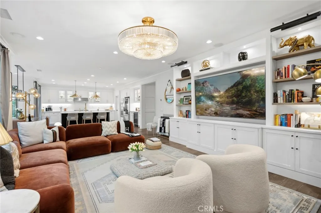 Irvine, California 92618, United States, 5 Bedrooms Bedrooms, ,4 BathroomsBathrooms,Residential,Active,152756