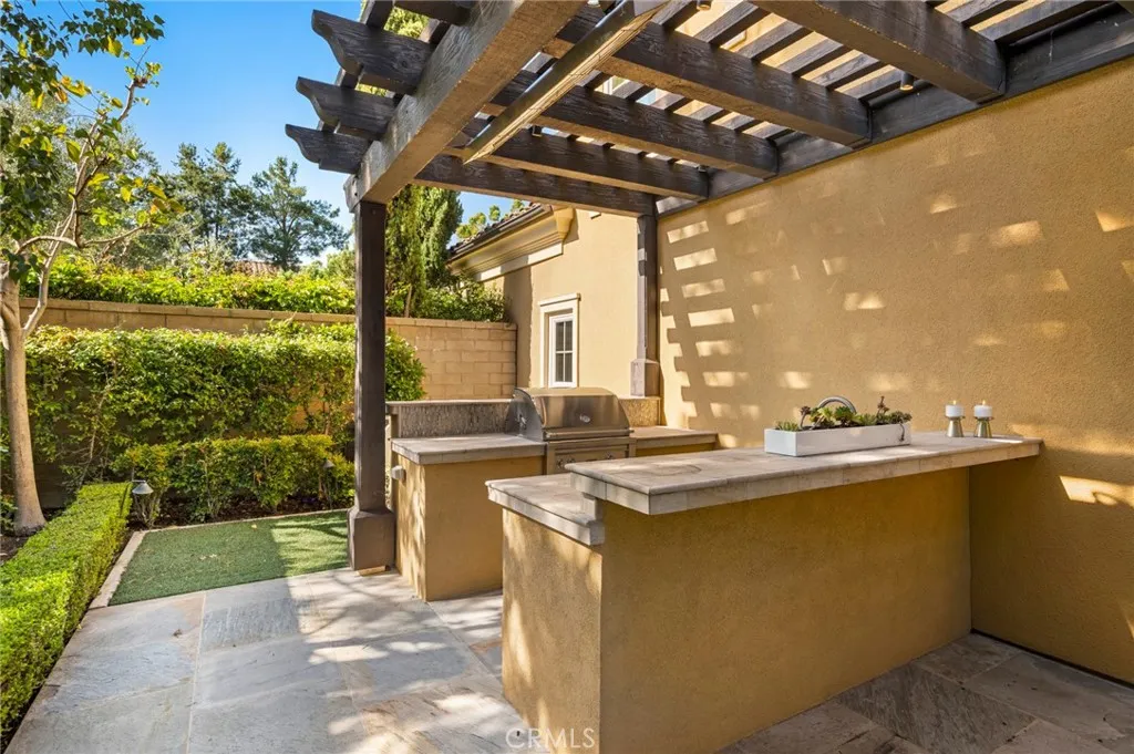 Irvine, California 92618, United States, 5 Bedrooms Bedrooms, ,4 BathroomsBathrooms,Residential,Active,152756