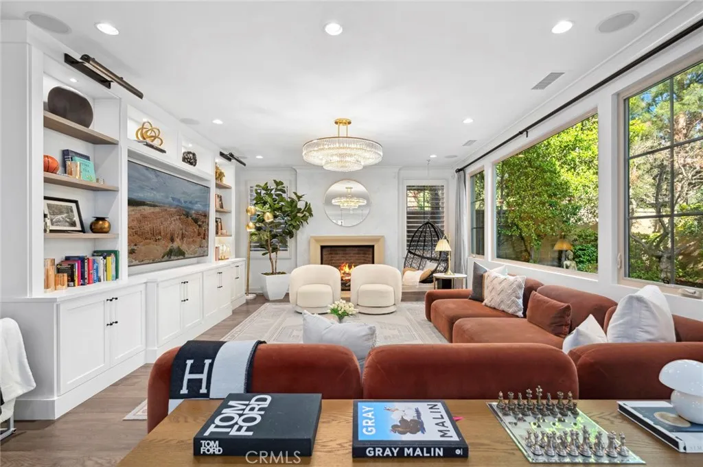 Irvine, California 92618, United States, 5 Bedrooms Bedrooms, ,4 BathroomsBathrooms,Residential,Active,152756