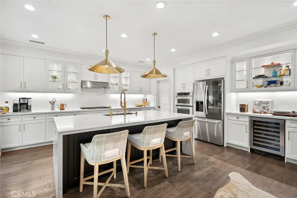 Irvine, California 92618, United States, 5 Bedrooms Bedrooms, ,4 BathroomsBathrooms,Residential,Active,152756