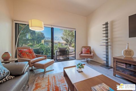 Photo of 2302 Los Patos Drive, Palm Springs, CA 92264 (MLS # 26638291PS)