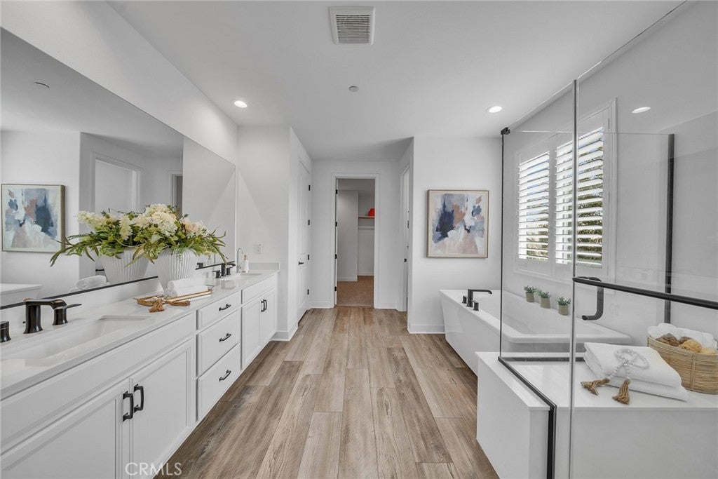 446 Chorus, Irvine CA 92618 - Photo 40