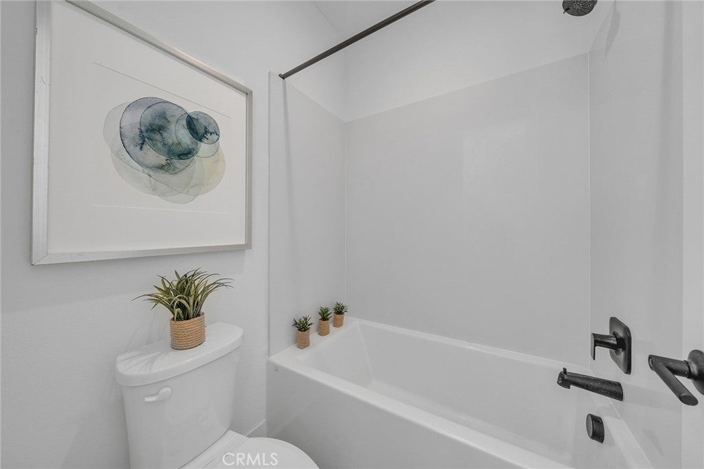 446 Chorus, Irvine CA 92618 - Photo 32