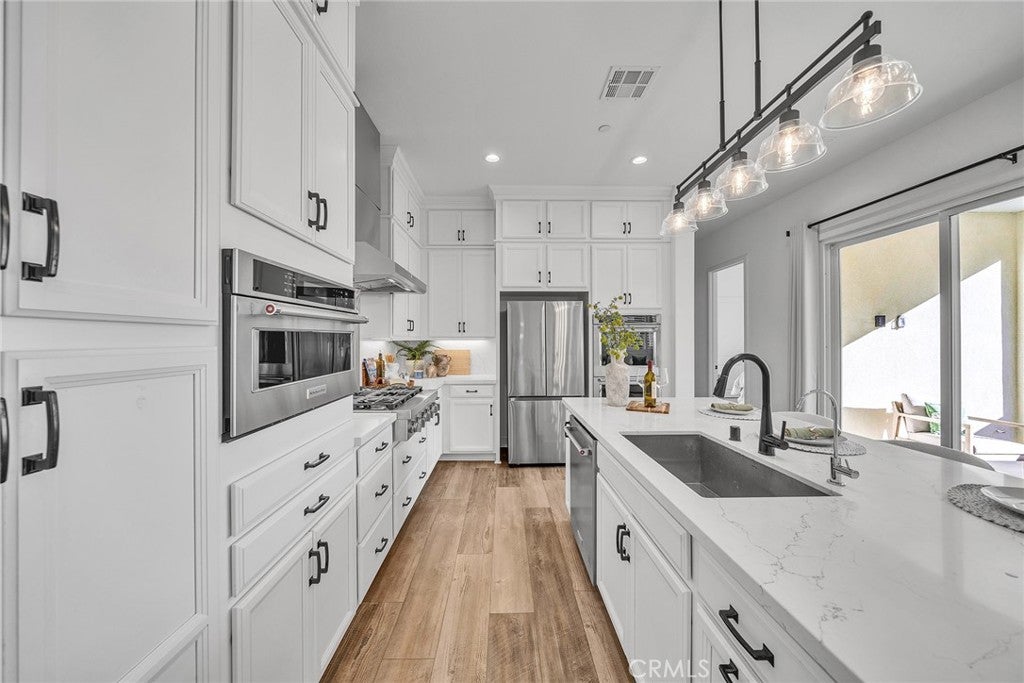 446 Chorus, Irvine CA 92618 - Photo 19
