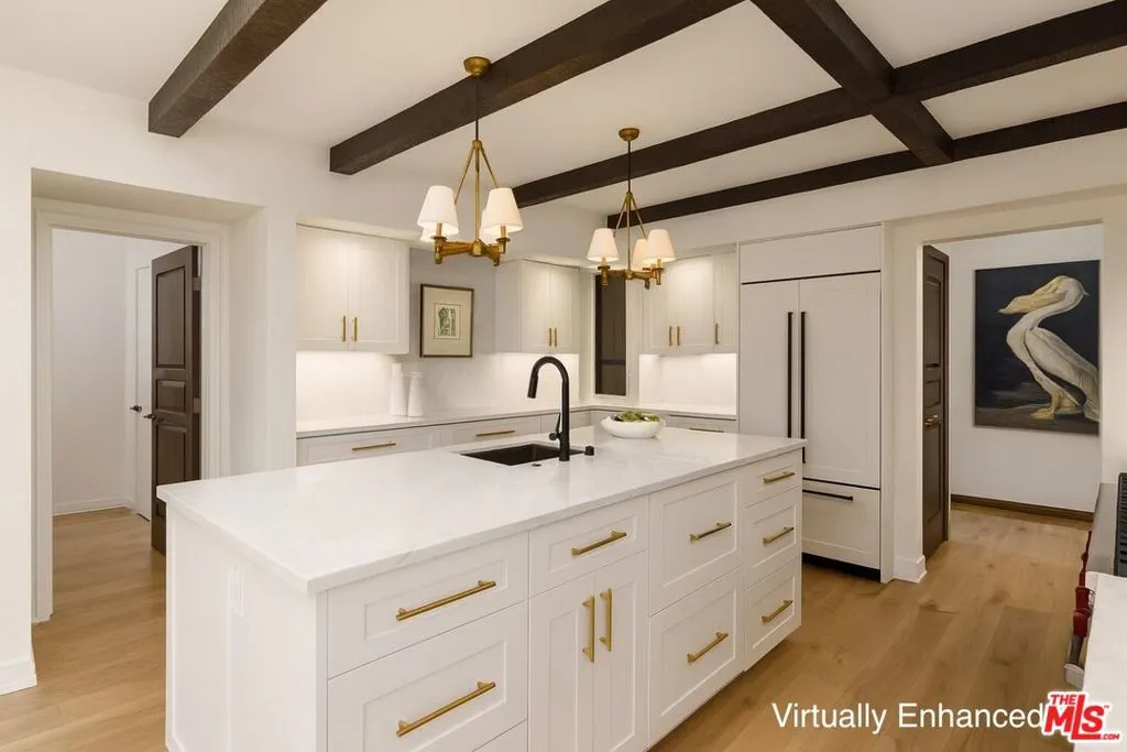 Santa Barbara, California 93110, United States, 5 Bedrooms Bedrooms, ,6 BathroomsBathrooms,Residential,Active,210267