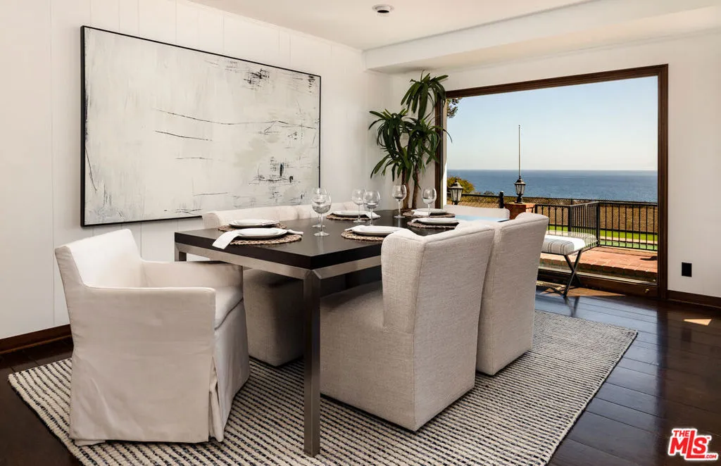 Santa Barbara, California 93110, United States, 5 Bedrooms Bedrooms, ,6 BathroomsBathrooms,Residential,Active,210267