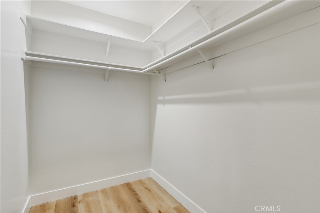 Aliso Villas (AV) - Residential