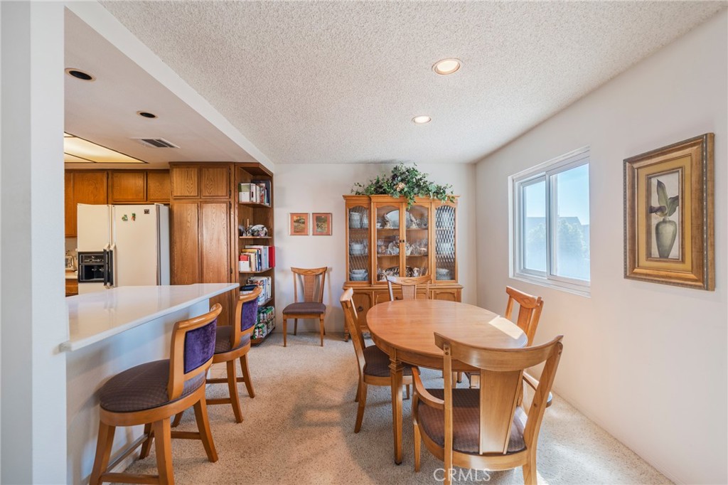 7911 Woodlake Drive 77