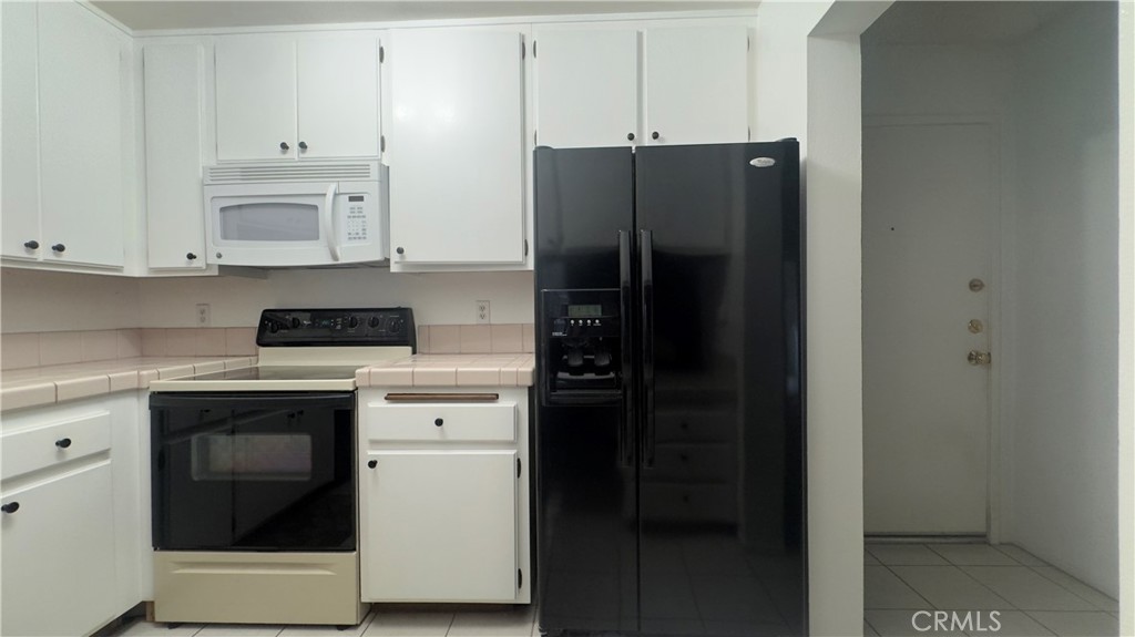 Oaknoll Villas (314) - Residential Lease