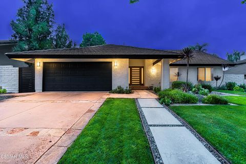 Photo of 2836 Great Smokey Court, Westlake Village, CA 91362 (MLS # 226001512)